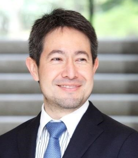 木戸　大介ロベルト 氏